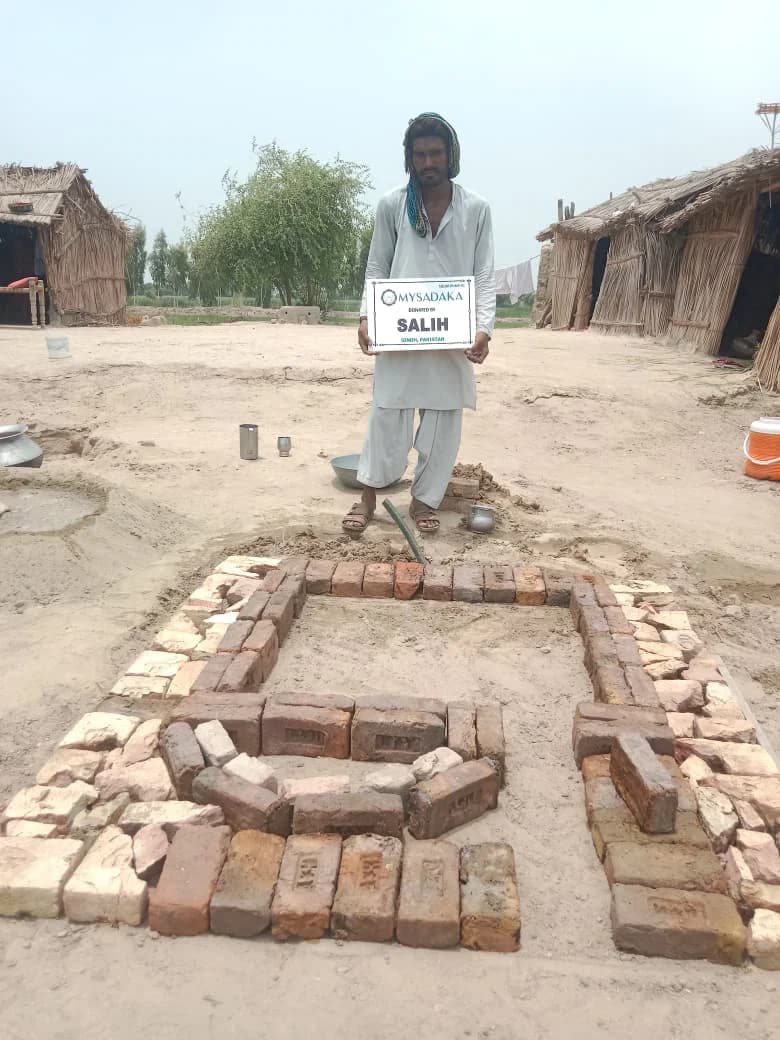 Équipe Mysadaka construisant un puits au Pakistan